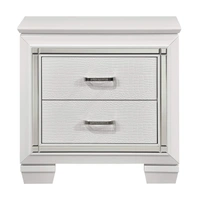 White Leatherette/Faux Alligator