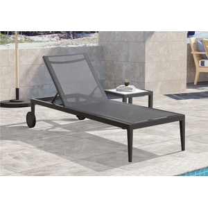 Meridian Furniture Nizuc 17-inch Square Outdoor Patio End Table with Aluminum Frame