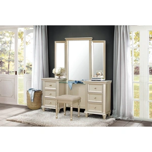 Homelegance Celandine Leatherette/Wood Tufted Platform Bedroom Set, Silver