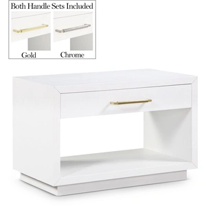 Meridian Furniture Avery 1-Drawer Oak Veneer Nightstand