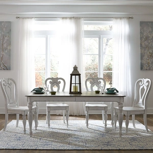 Liberty Furniture Magnolia Manor 90-inch Extendable Dining Set | Liberty Furniture