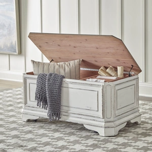 Liberty Furniture Magnolia Manor Wood Storage Trunk, Antique White & Weathered Bark