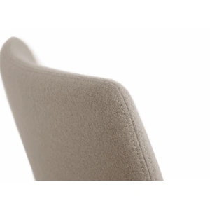 NARBUTAS Vegas Lounge Chair with Metal Base & One Connecting Stitch