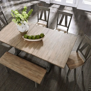 Liberty Furniture Lindsey Farm Extendable Farmhouse Dining Set | Liberty