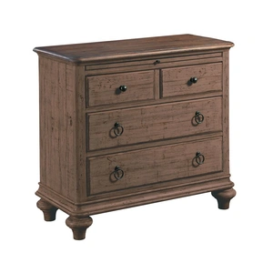 Kincaid Weatherford Baldwin Wood 3-Drawer Bachelors Chest w/Tray