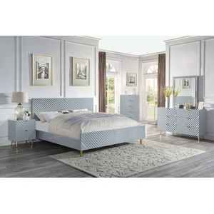 ACME Gaines Wood/Metal Panel Bedroom Set, Gray High Gloss