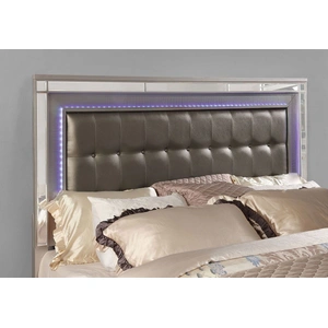 Furniture of America Brachium Mirror/Leatherette/Wood Tufted Panel Bed, Silver
