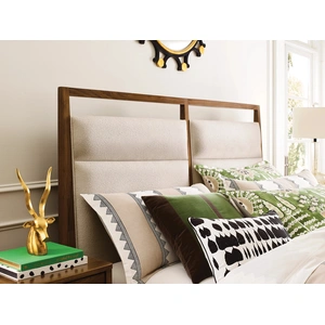 Kincaid Abode Karis Wood/Fabric Upholstered Bedroom Set, White