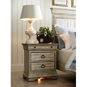 Kincaid Selwyn Parkland Wood Nightstand w/3 Drawers, Cottage White