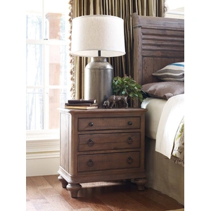Kincaid Weatherford Wood 3-Drawer Nightstand